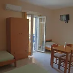 Athos Studios Apartment Tinos