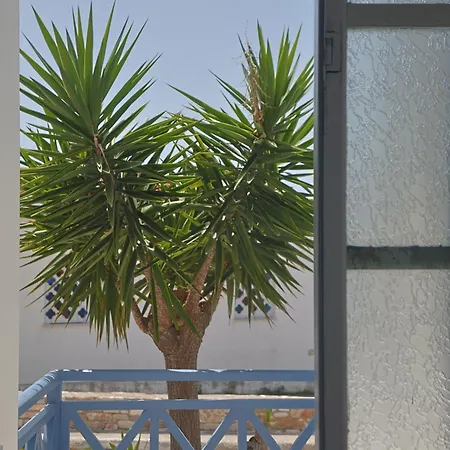 阿多斯一室公寓 Tínos