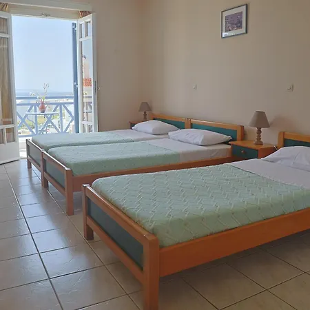 公寓 阿多斯一室公寓 Tínos