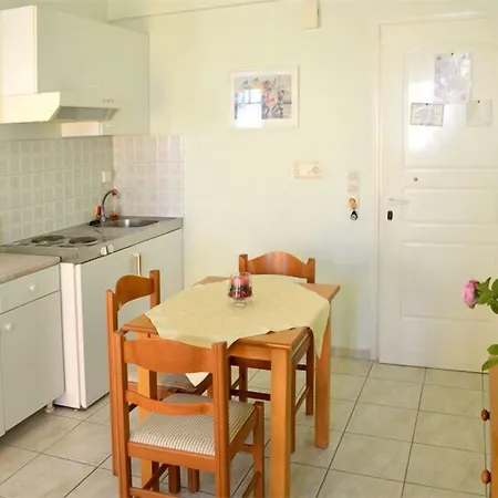 阿多斯一室公寓 公寓